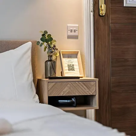 Apartment Coastal Abode #2 With Seaview At Bowles By Yoko 4*